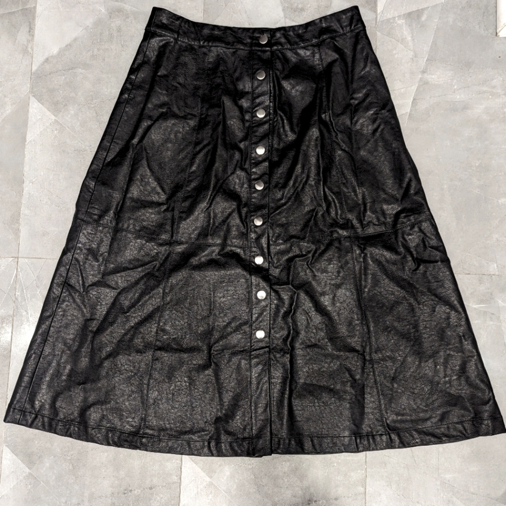 NWOT Vegan Leather A-Line Skirt with Snap Closure - Picture 2 of 9